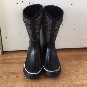 Neoprene snow/rain boots